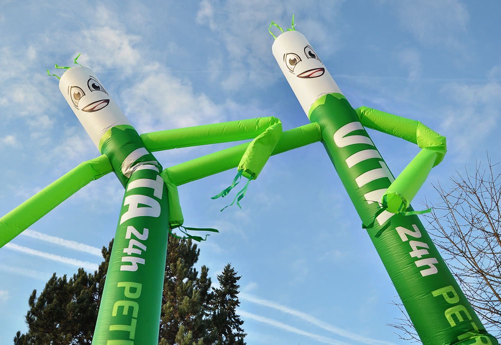 Reklamní vzducholoď na akci